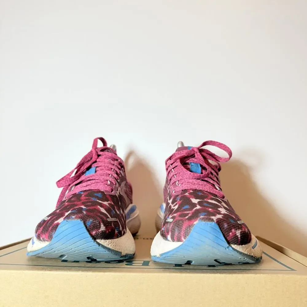 Brooks Size 7.5 Womens Adrenaline GTS 22 Pink Cheetah Leopard Running Shoes